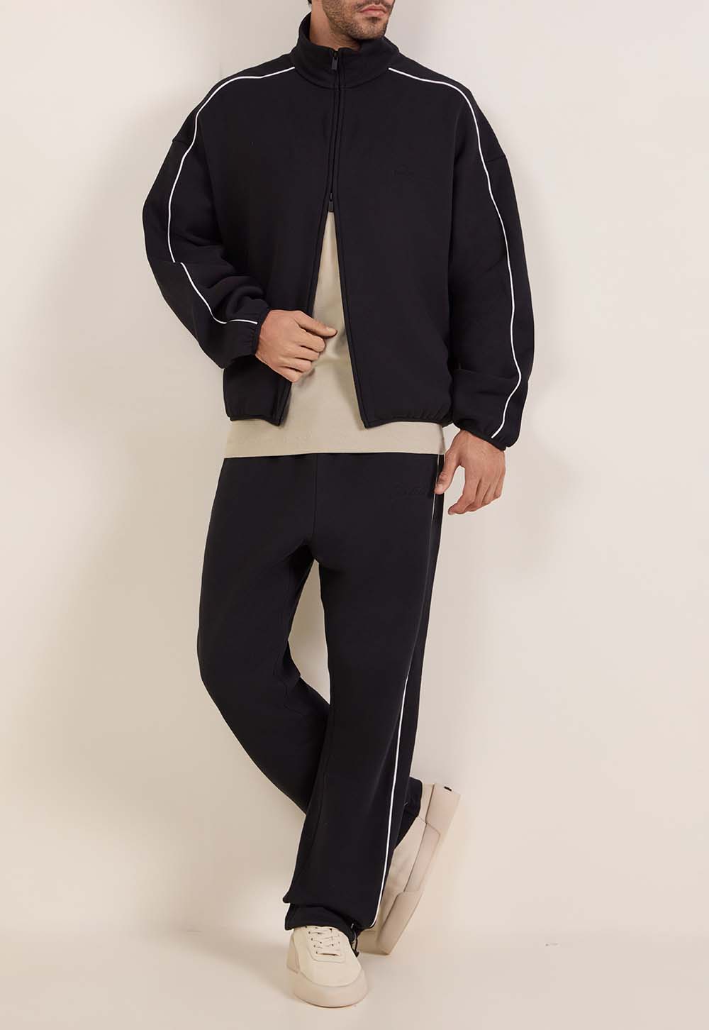 מכנסי טרנינג משוחררים